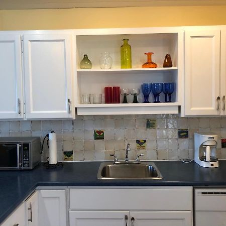 Loyalist Lofts Apartment Picton Ngoại thất bức ảnh