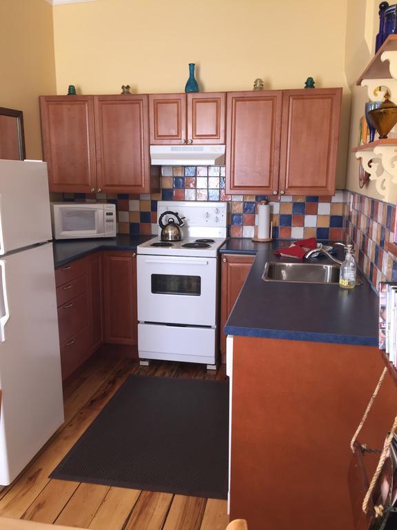 Loyalist Lofts Apartment Picton Ngoại thất bức ảnh